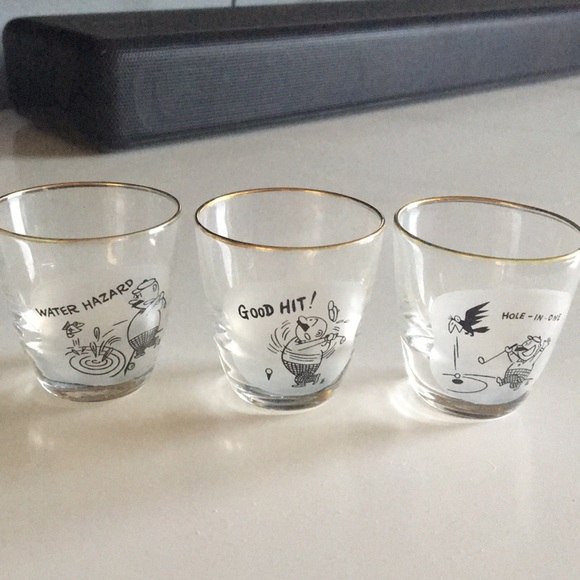 Liquor carafe with sipper cups, 1920s style - Picture 3 of 4